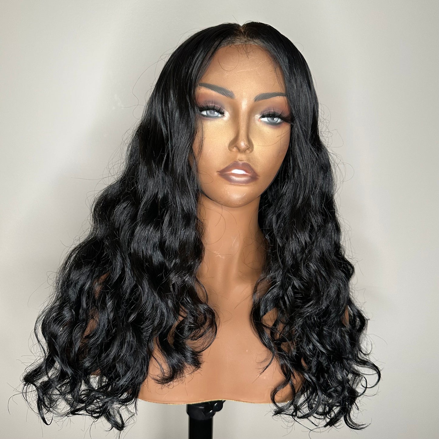 Natural Wavy Lace Closure Wig - 22" - Used